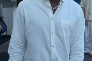 手放哪呢？