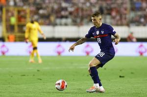 经验丰富！巴黎新援迪涅在五大联赛参赛394场，近15年法国后卫之最