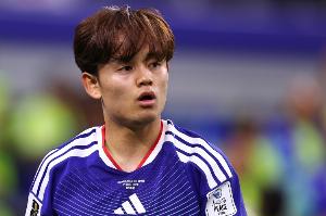日本媒体：久保建英进行轻松慢跑，目前看来他不太可能参战瑞典