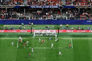 世界杯尴尬纪录：哈桑·坦巴克提成沙特首位乌龙球球员