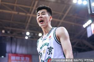 直播吧：同曦队拟与郭昊文签订三年顶薪合约