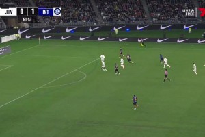 国米2-0领先尤文！迪乌夫破门，迪格雷戈里奥再次失守