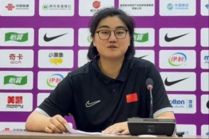 中国U17女篮教练：球员们坚定执行战术努力缩小分差 目标更加明确