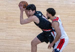 杨瀚森需更多控球以展现个人优势 NBA中其短板更易凸显