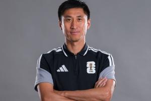 朱艺透露:马宁可能成为英格兰对加纳比赛的第四官员,周飞将担任替补助理裁判
