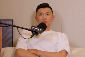 陈林坚：父亲是货车司机，母亲是裁缝，插秧、拔花生、种地瓜样样精通