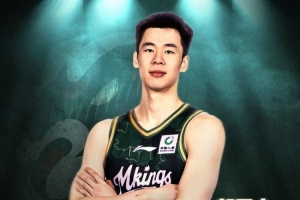 同曦男篮强阵出击，昊文与斌卓对位交锋，同曦强势续约五将