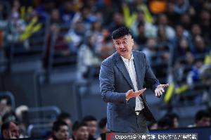 杜锋与广东男篮续约情况暂无突破