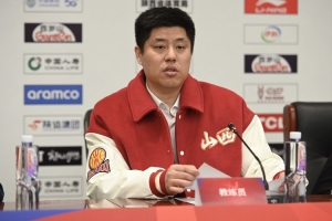 山西篮协副主席表示：潘江将继续在俱乐部担任职务，新任主教练很可能是助教布扎斯