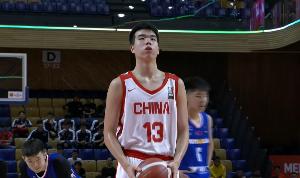 热身赛：张懿赵杰贡献16分2助攻2抢断，中国U17男篮击败贝尔格莱德IBC俱乐部