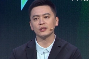 杨鸣谈教练经验：传承经验与保护核心，维护球队更衣室稳定