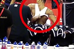 NBA球星肩宽对比，浓眉这肩宽太恐怖了，压迫感十足