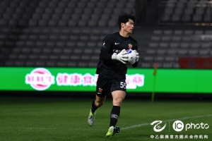 中乙第十三轮，上海海港富盛经开与海门珂缔缘2比2平分秋色