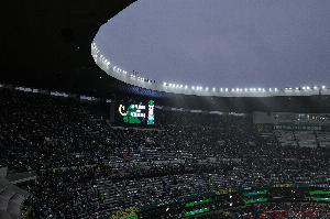墨西哥对厄瓜多尔比赛因雷暴推迟,法国半场中断超2小时