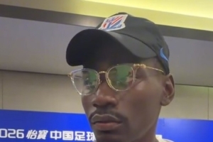 顶住压力！阿苏埃逆境爆发展现顽强意志