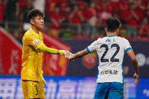 浙江俱乐部副经理：李昊归国后难以在西海岸立足，方昊加盟时有所降薪